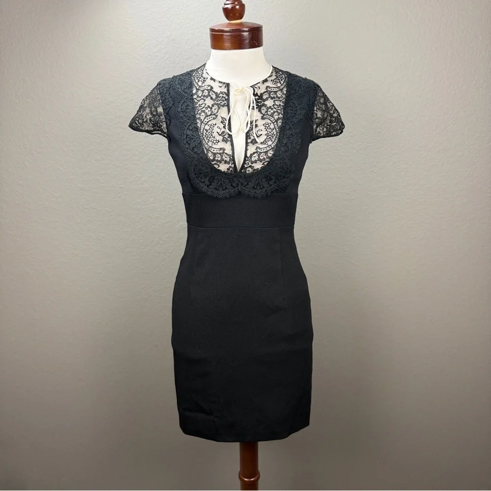 Valentino Italy NWT Black Lace Yoke Cocktail Sheath Dress Sz 6 LBD $1300 - Picture 1 of 13